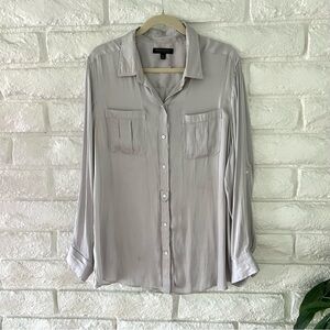Banana Republic Gray Button-Up Blouse